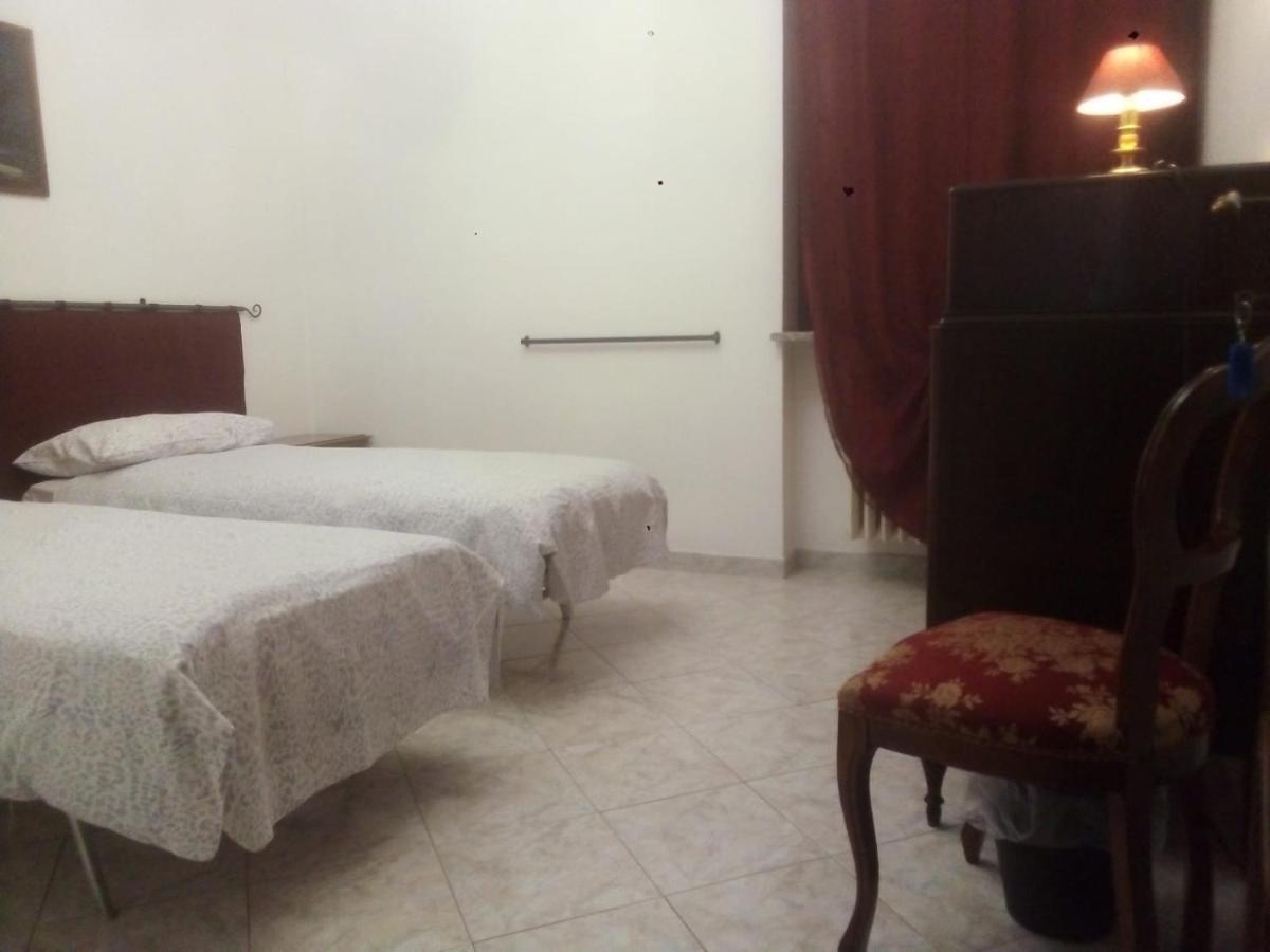 Appartamento La Casa nel Bosco Rueglio Esterno foto